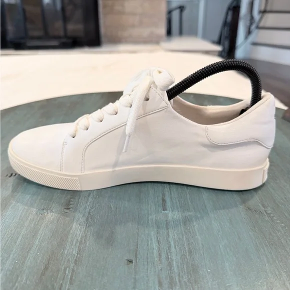 Katy Perry The Rizzo Rainbow Sneakers Women’s Size 8 White Lace Up Shoes - Picture 5 of 12